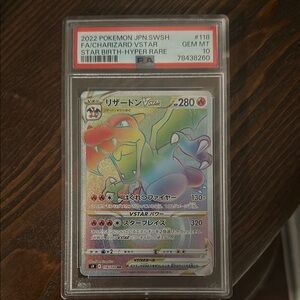 Charizard VSTAR Pokémon Card